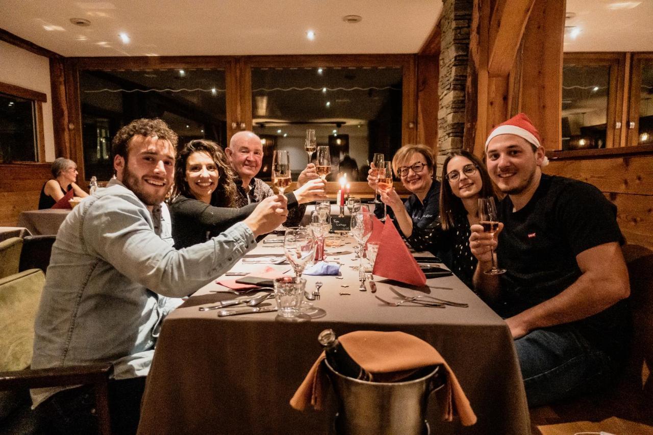 Hotel Restaurant Saint Roch Puy-Saint-Vincent Buitenkant foto