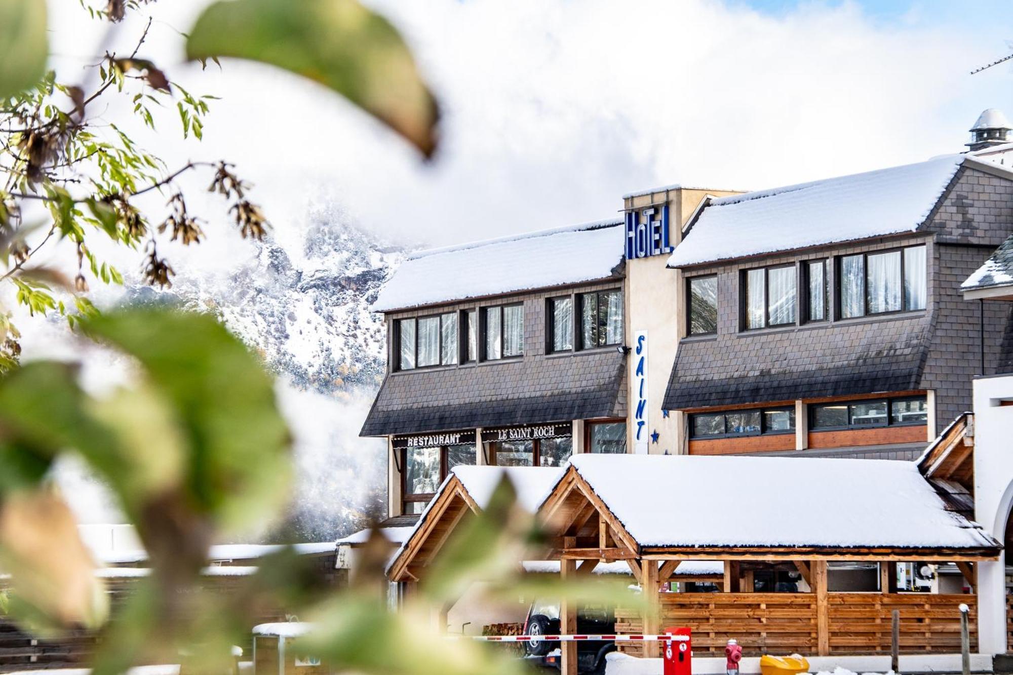 Hotel Restaurant Saint Roch Puy-Saint-Vincent Buitenkant foto