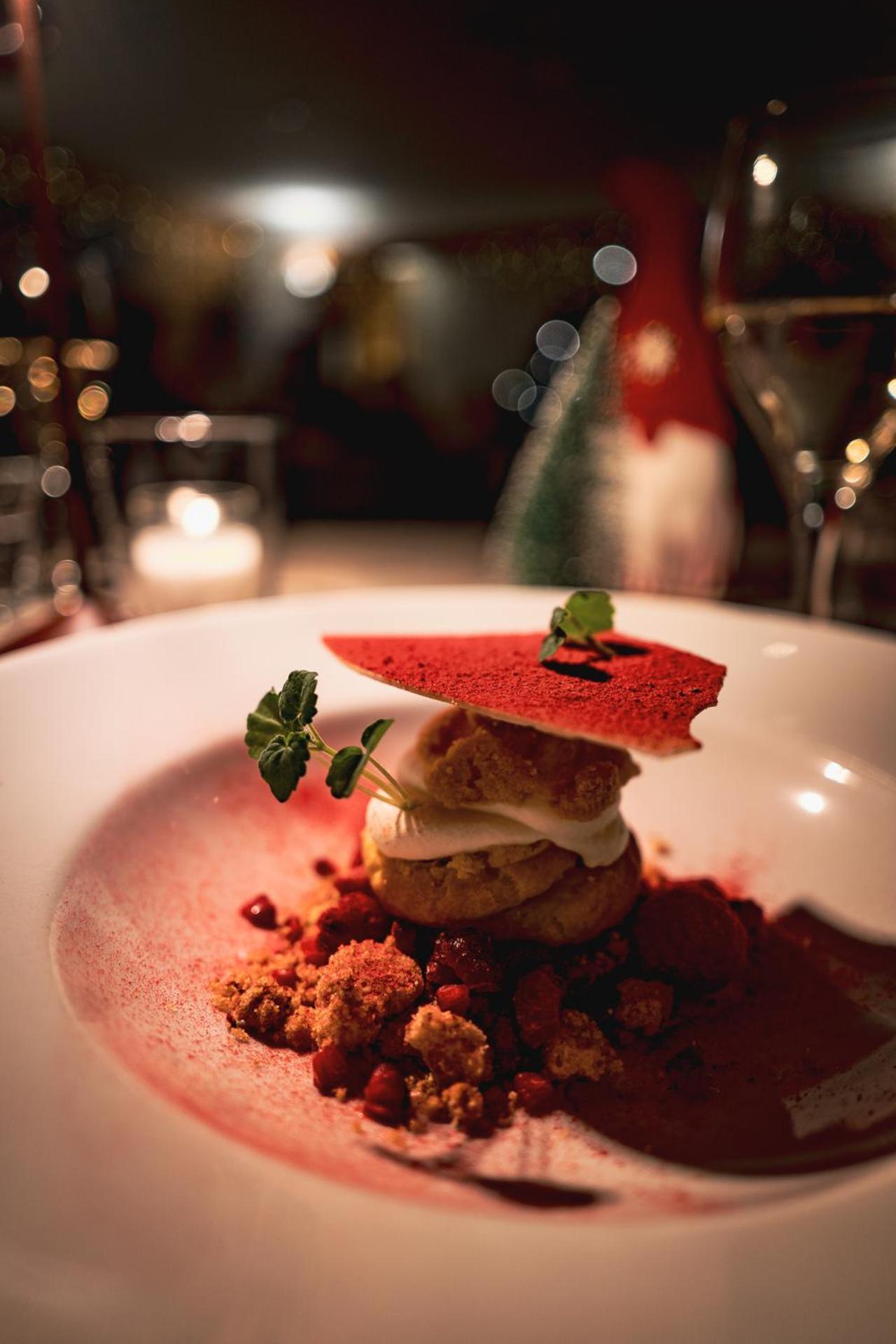 Hotel Restaurant Saint Roch Puy-Saint-Vincent Buitenkant foto