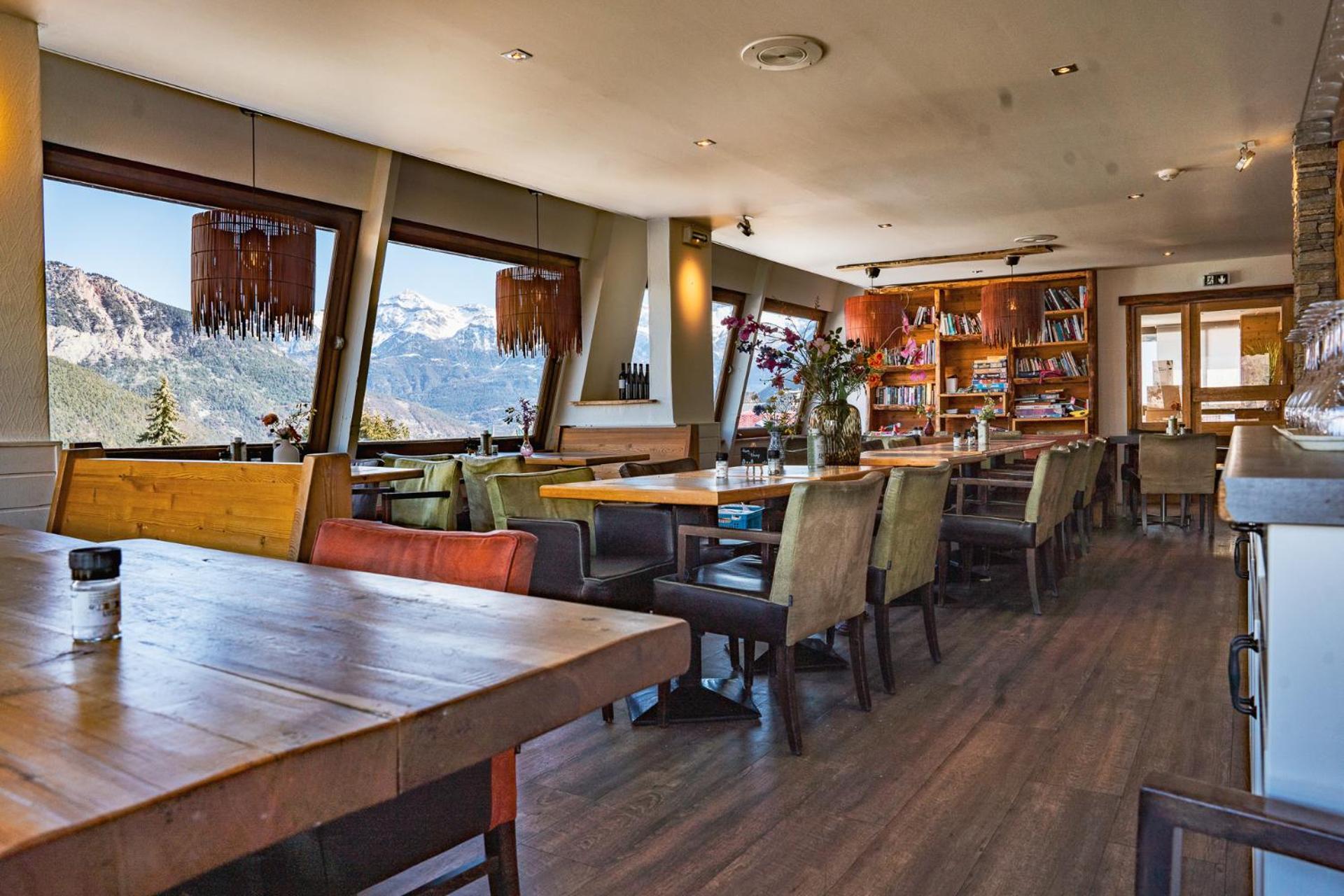 Hotel Restaurant Saint Roch Puy-Saint-Vincent Buitenkant foto